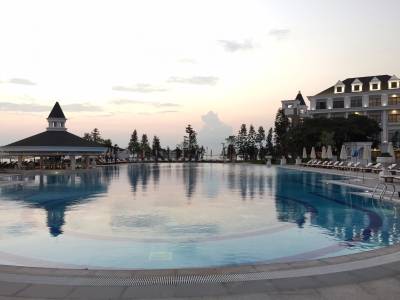 Dự án bể bơi bốn mùa của Resort 5 sao tại Đảo Rêu TP Hạ Long