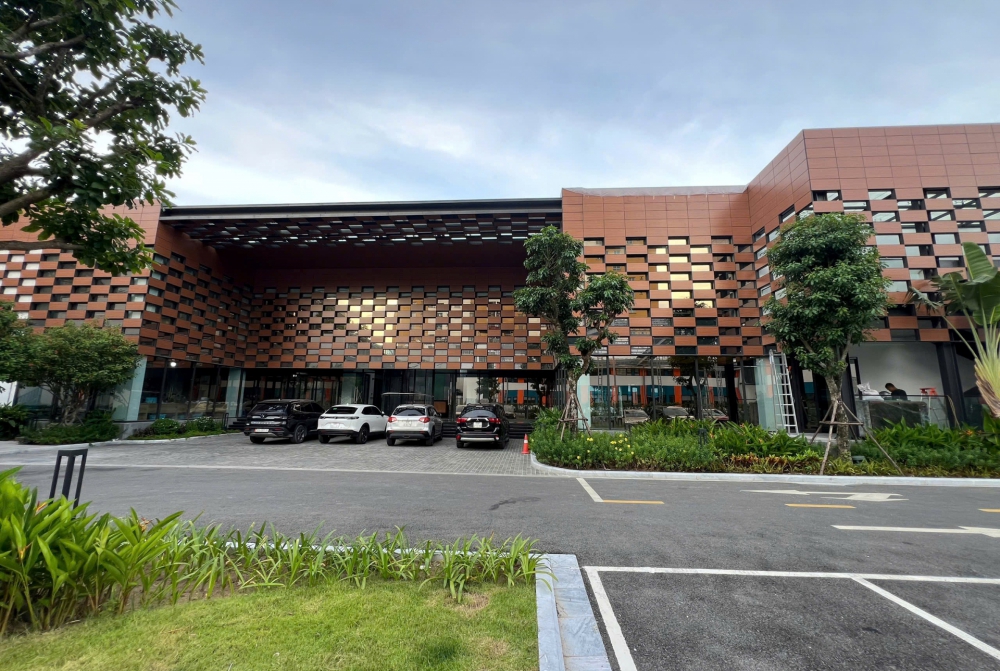 HVC Group bàn giao gói thầu cơ điện dự án Trường học - văn phòng làm việc tại Ngọc Hồi