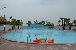 HVC bàn giao bể bơi cho Công ty Cổ phần Đầu tư và Xây dựng Hà Tây