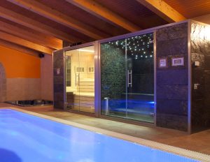 HVC ký kết một loạt hợp đồng cung cấp thiết bị bể bơi jacuzzi, sauna steam