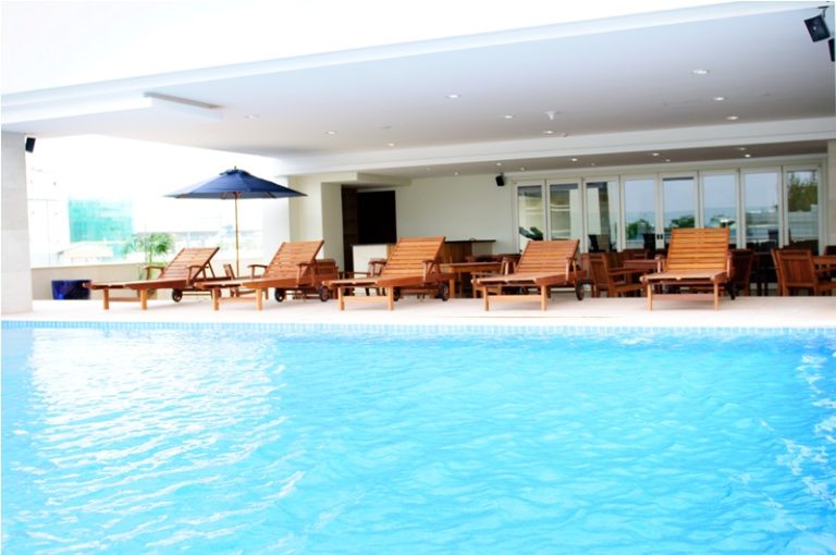 Dự án cung cấp lắp đặt thiết bị bể bơi bốn mùa Star City Lê Văn Lương