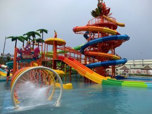 Vinhomes Vũ Yên: Thi công tốc độ, HVC nhanh chóng hoàn thiện công viên nước tại VinWonders Royal Park