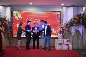 Tiệc tất niên HVC Group 2021 - Bữa tiệc của sự ấm áp